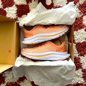 Women’s HOKA KAWANA